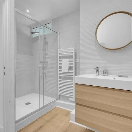 Le Sant Salvador - Pres Du Canal *